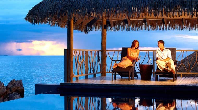 Kovalam best romantic honeymoon place in Kerala